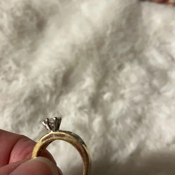Vintage Ring - Picture 7 of 12